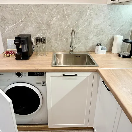 на менцинського Апартаменти