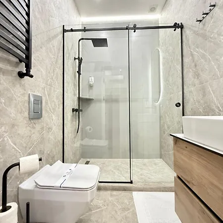 Апартаменти на менцинського *