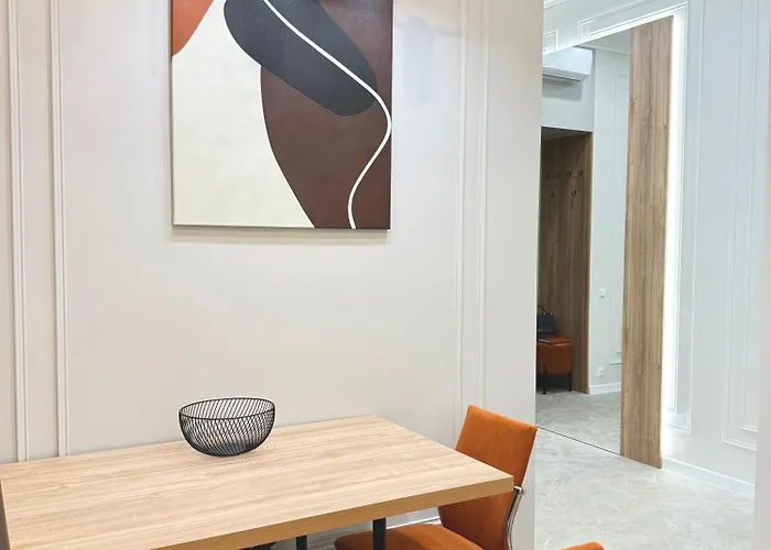 Apartamento на менцинського