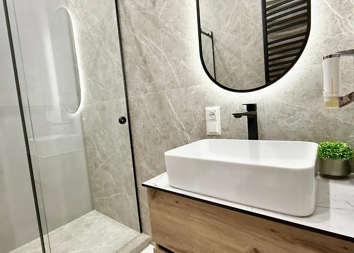 на менцинського Apartamento *