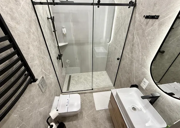 на менцинського * Leópolis